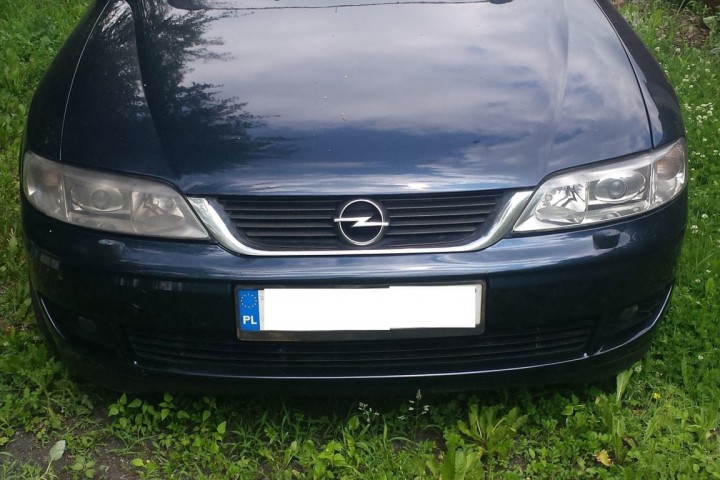 Opel Vectra B 2.6 V6