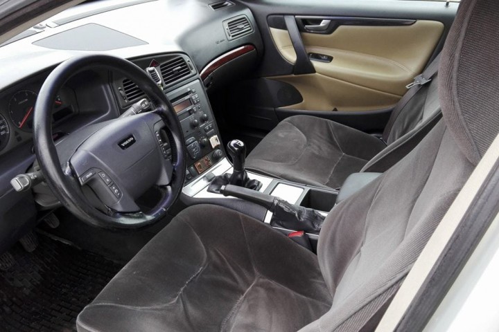 Volvo V70 Klima, 2 komplety kół, 6 poduszek, Świetny stan, Najlepszy silnik !!!