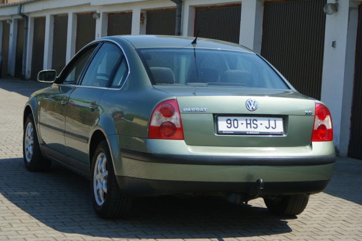 VW Passat 2.0 8v Benz. 115 KM » Certyfikat » Klimatronik  »