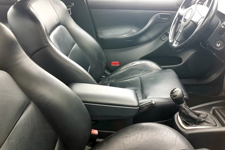 Seat Leon 1.8turbo ładny model